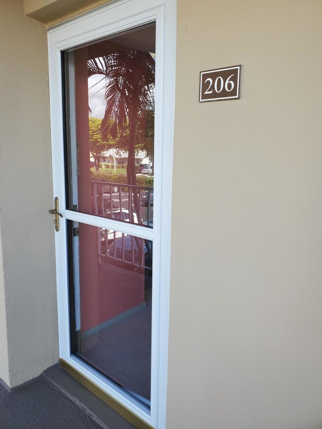 Photo - 2400 NE 1st Ln Unit 206