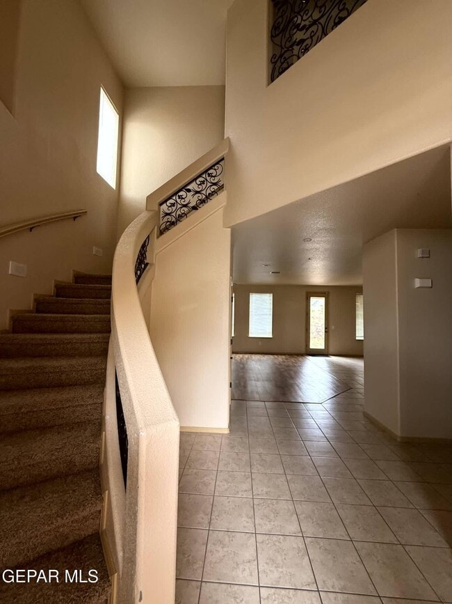 Photo - 11533 Merejildo Madrid St