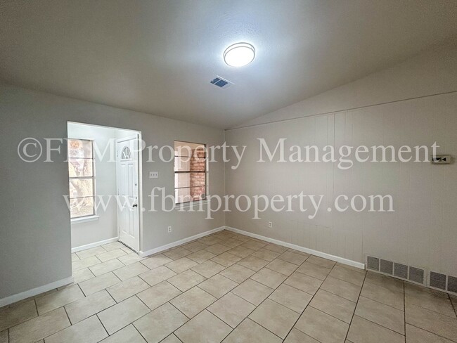 Photo - 2641 Arlington Ln