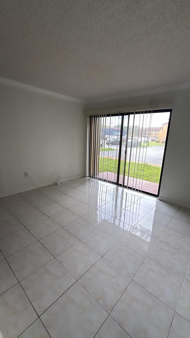 Building Photo - 15640 SW 80th St Unit G-104