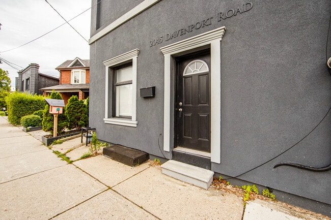 Photo - 2045 Davenport Rd