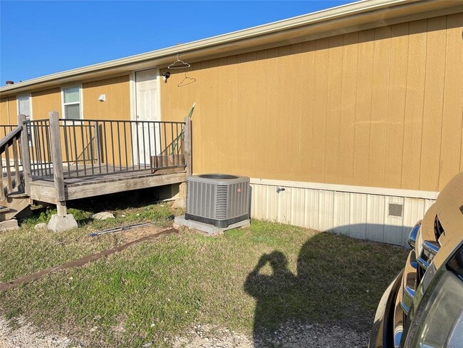 Photo - 417 Lenora Dr