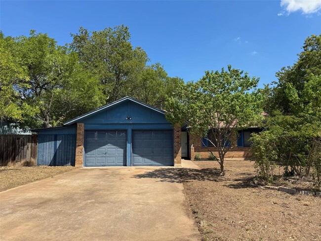Building Photo - 5112 Meadow Creek Dr Rental