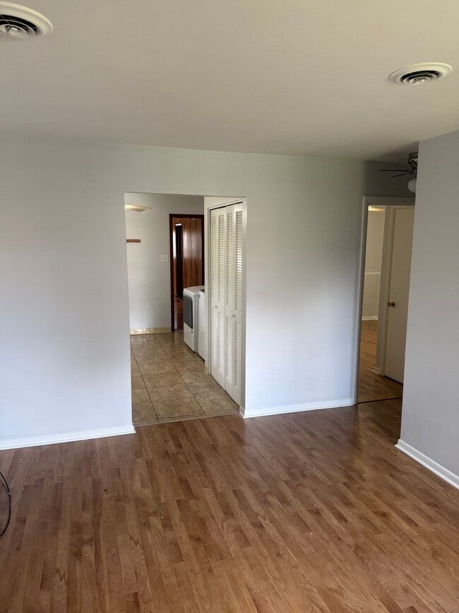 Photo - 124 Bennett Blvd