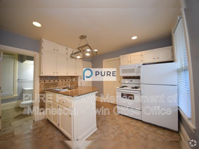 Building Photo - 3600 Bloomington Ave Unit 1 Rental
