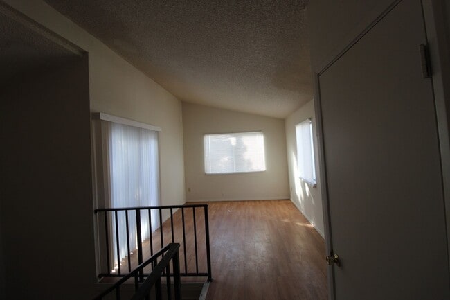 Photo - 2332 Linda Vista Dr