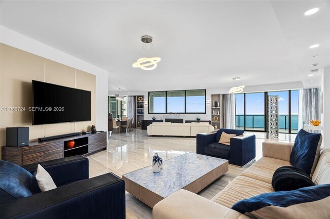 Photo - 18555 Collins Ave Unidad 2105