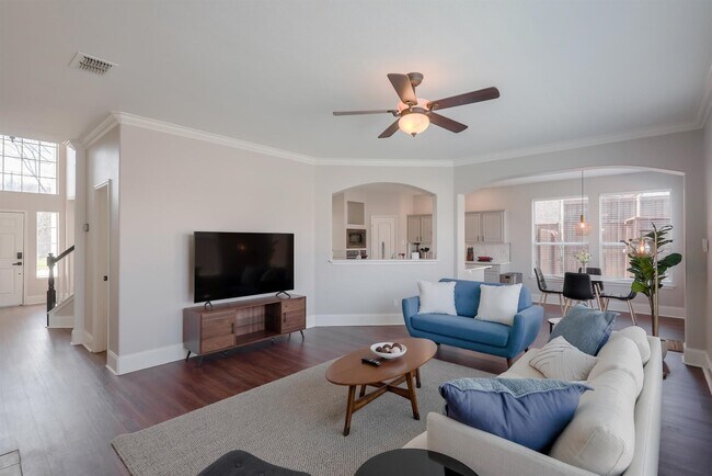 Photo - 2808 Wales Ct