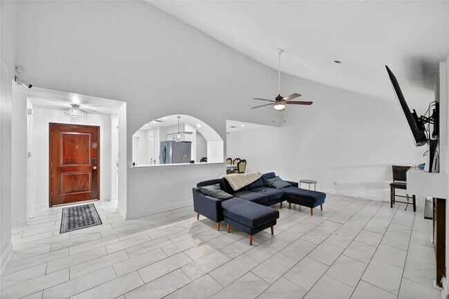 Photo - 11230 Bandlon Dr