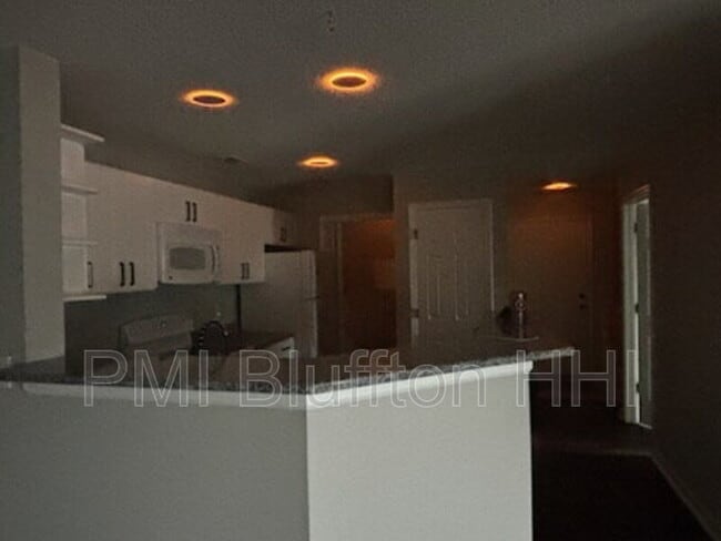 Photo - 100 Kensington Blvd