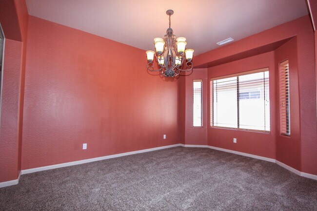 Photo - Willow Hills Home