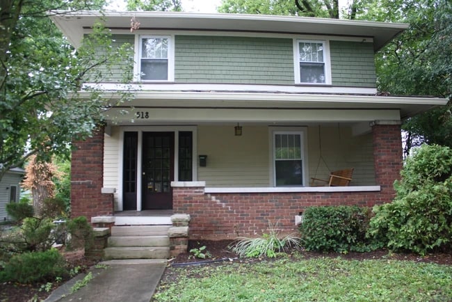 Building Photo - 518 E 2nd St