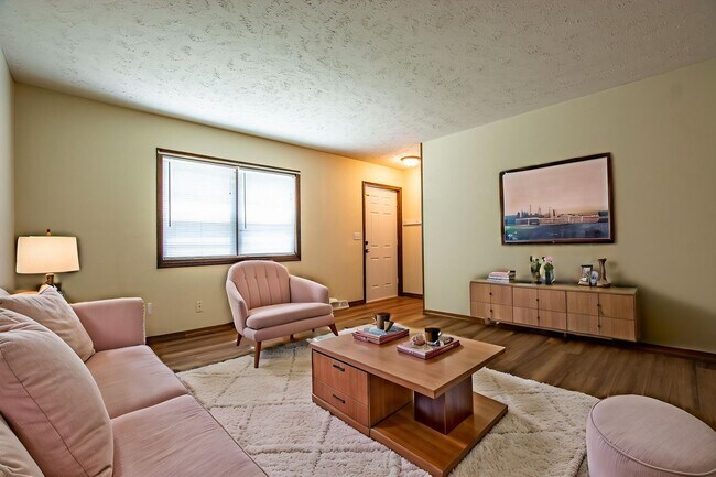 Photo - 15873-15875 US Highway 75 Unit 15873