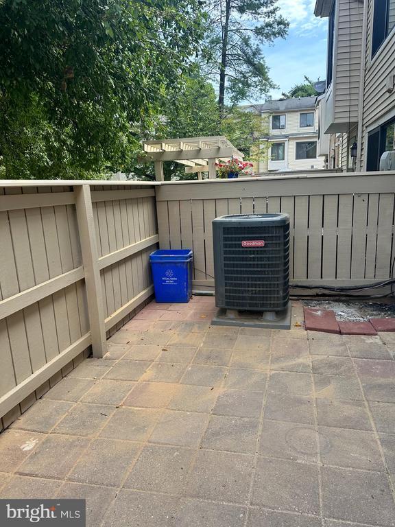 Photo - 24 Welbeck Ct Casa Adosada