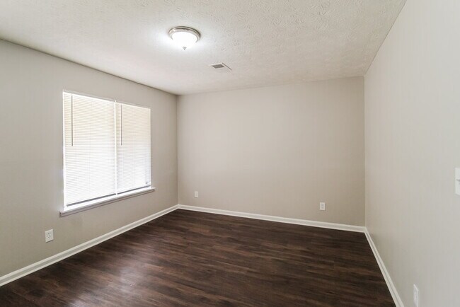 Photo - 2861 Panther Ct