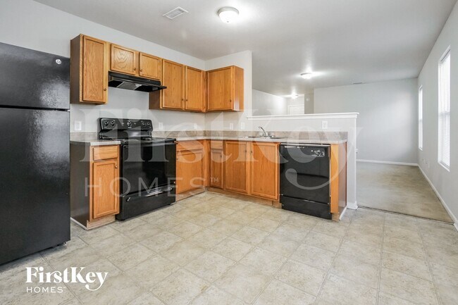 8435 Sansa St