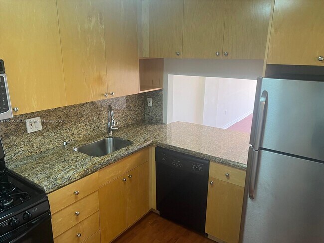 Photo - 13120 SW 92nd Ave Unit B-509