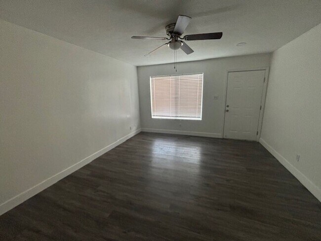 Photo - 2816 Ashe Rd Unidad C