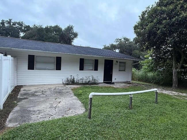 8337 Cass Rd