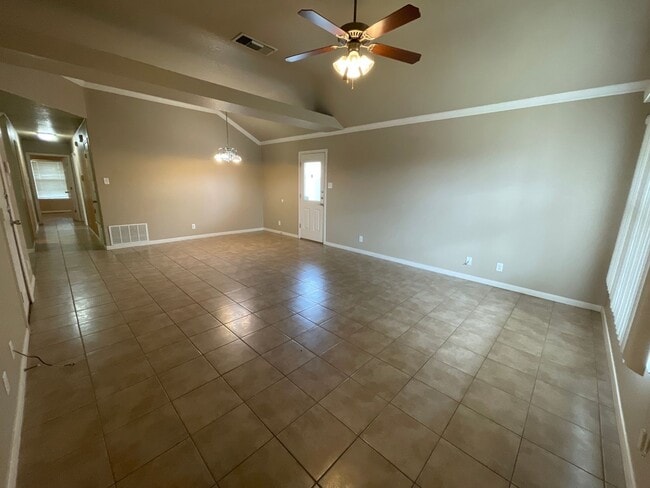 Photo - 1303 Powder River Dr Unidad B