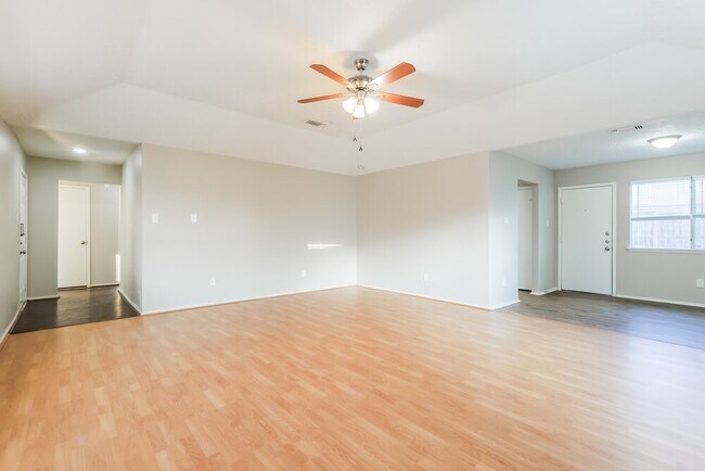 Photo - 4306 Owens Creek Ln