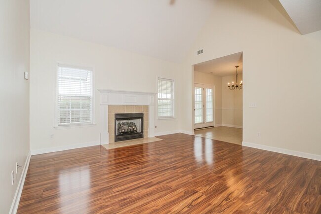 Photo - 3310 Hamberton Cir