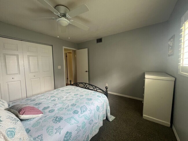 Photo - BEAUTIFUL and Renovated Riverfront Furnish...