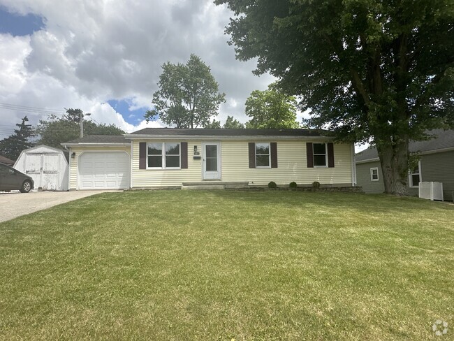 Building Photo - 608 Wheeler Ln Rental