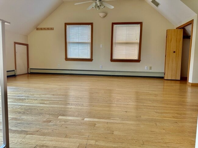 Photo - 16 Central St