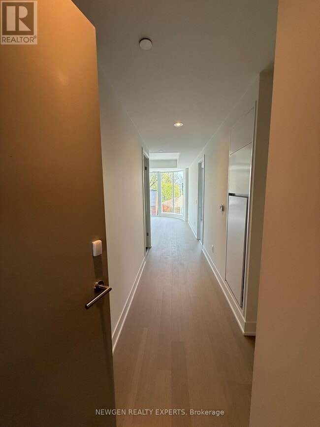 Photo - 322 Dupont St Unit 301