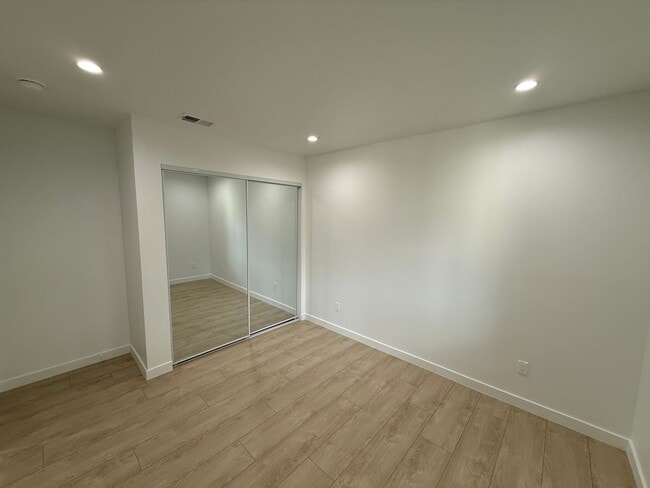 Photo - Bassett Properties Unit 16916