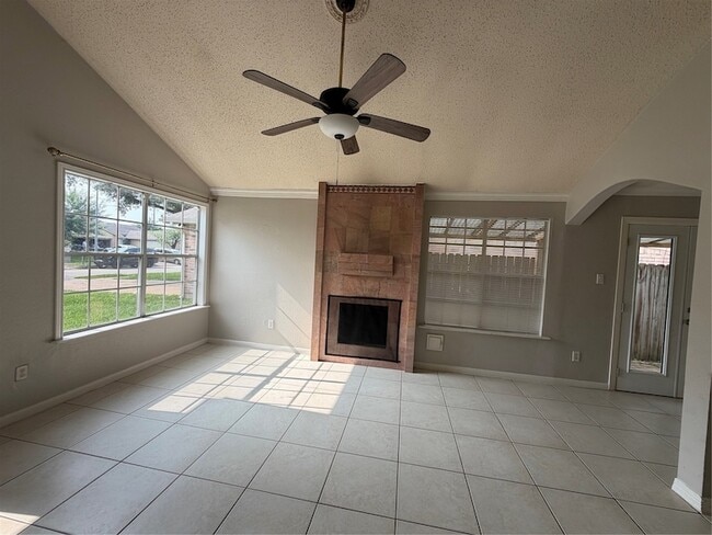 Photo - 4326 Hawk Meadow Dr