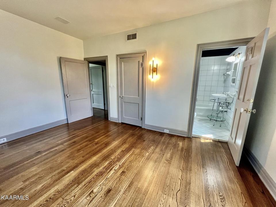 Photo - 3061 Kingston Pike, unit 6