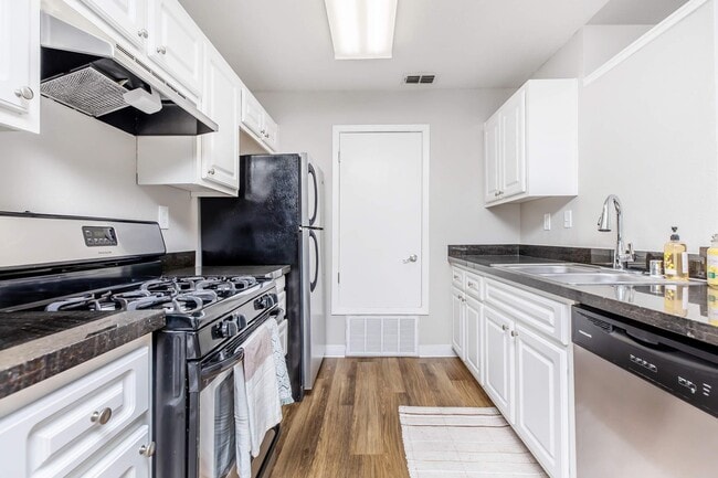 Photo - Avery at TownCentre