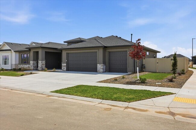 Photo - Brand New 3 Bed 2.5 Bath Model Home With 4 Car Garage