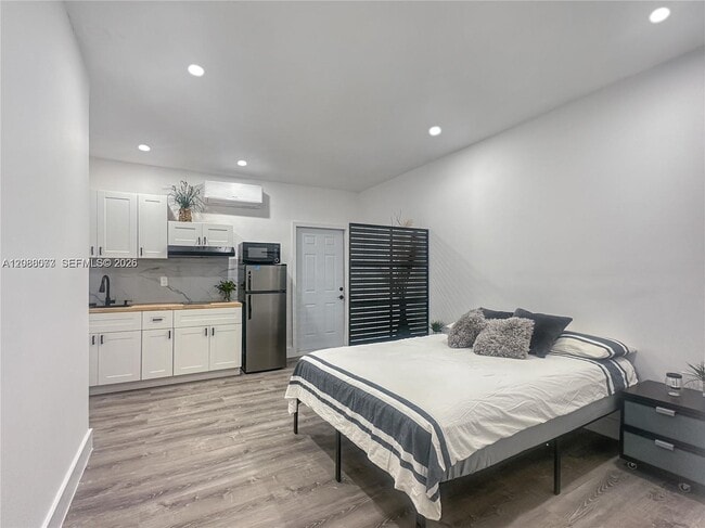 15400 SW 169th Ln Unit Side