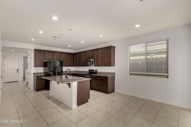 Photo - 17995 W Hilton Ave