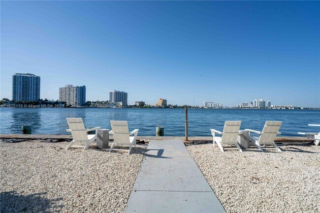 Photo - 2180 Bay Dr Unit 4A