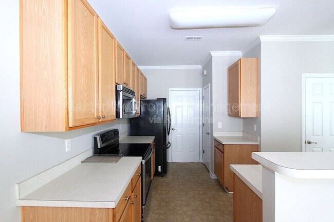 Photo - 2021 Betry Pl