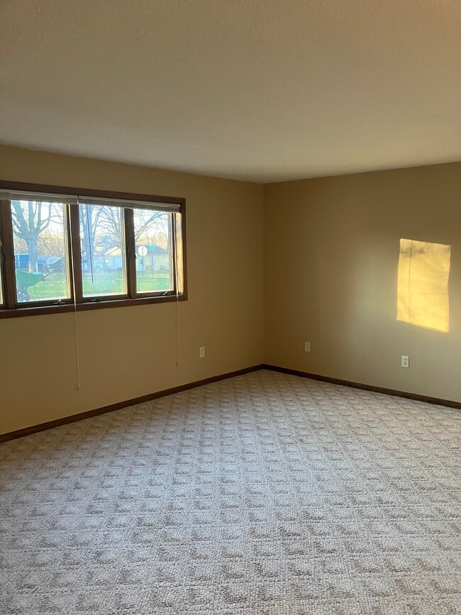 Photo - 301 5th St S Unit 1