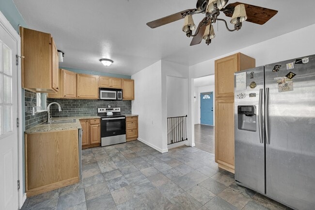 Photo - $2,095.95 with $300 off the first month's Rent - 4 Bedrooms, 2 Bathrooms, Single Family Home in C...