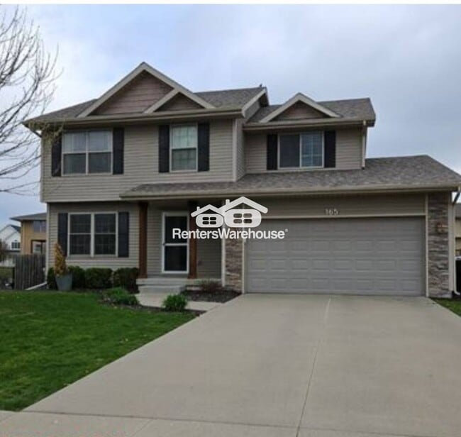 Building Photo - 165 SE Pleasant View Dr