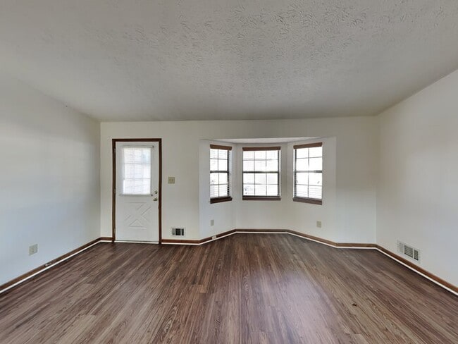 Photo - 7319 Exeter Ct