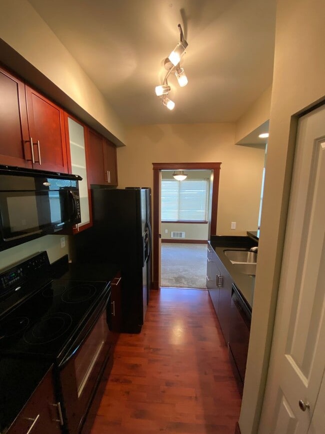 Photo - 259 W Bakerview Rd Unit 303