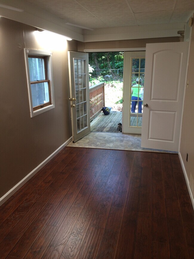 Photo - 320 Cobun Ave Unit Apt. 1