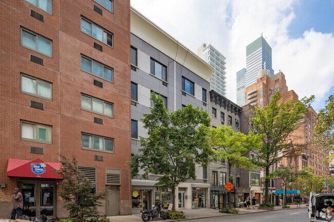 Photo - 244-246 E 60th St