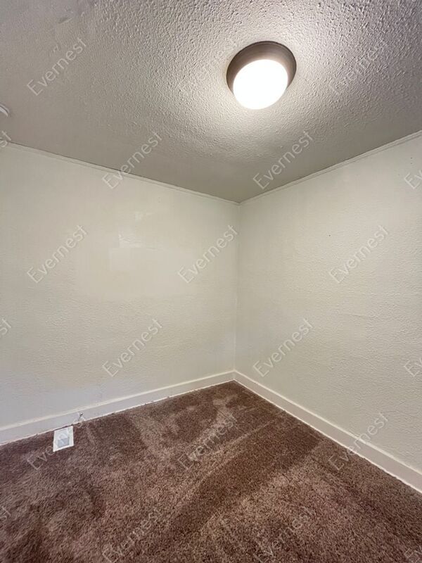 3998 Beaconsfield St Condo Condo for Rent in Detroit, MI