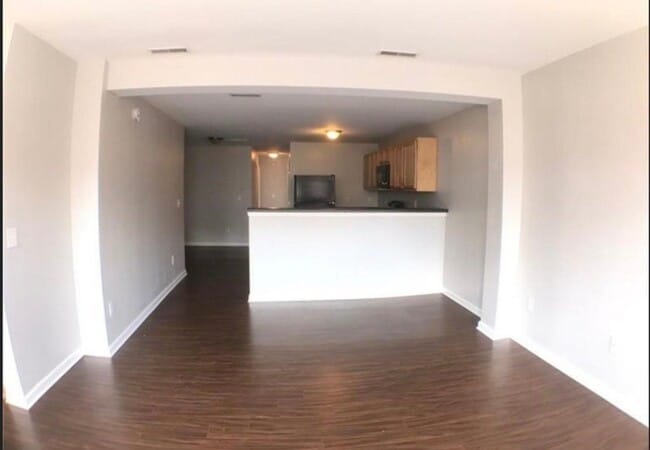 1405 E Carson St