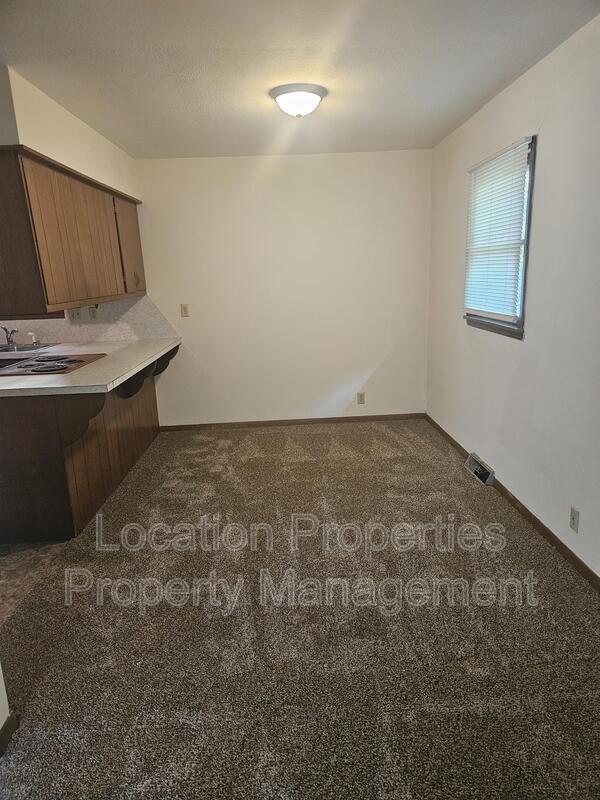 Photo - 1801 W 4th St