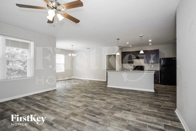 Photo - 1428 Wallace Manor Pass